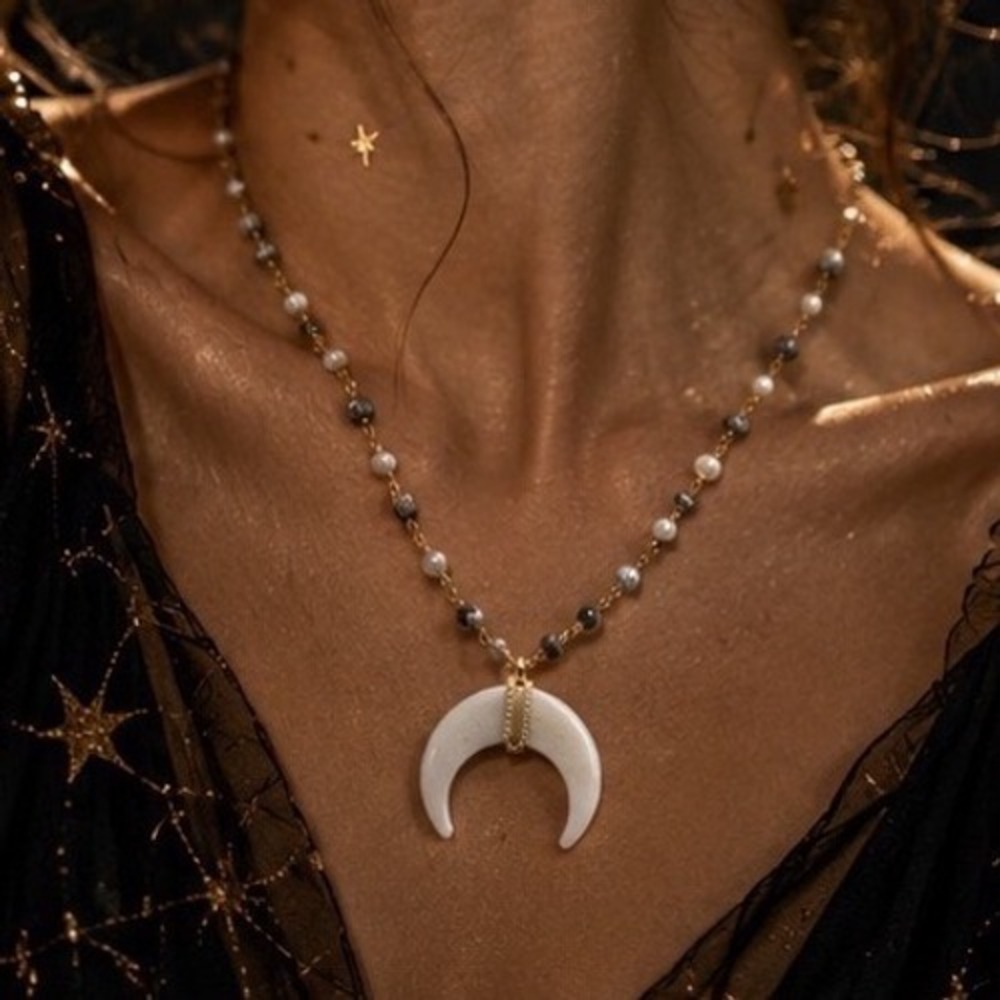 Crescent Moon Horn Necklace Pearl Dalmatian Jasper Gold Tone Celestial Boho - Picture 6 of 8